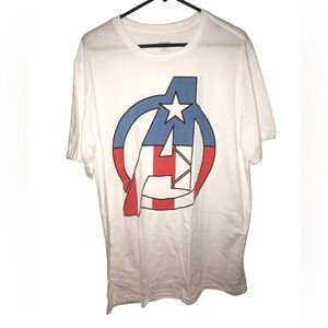 Marvel Red, White, & Blue Captain America Graphic Men’s Size XL T Shirt